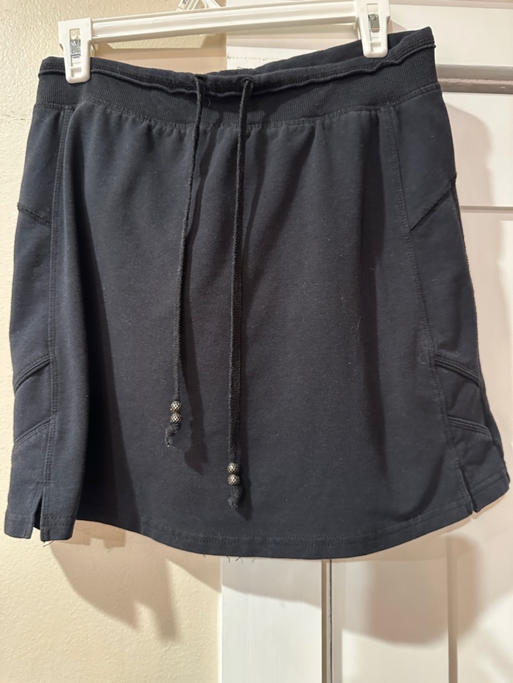 GreenTea women’s medium Black skort